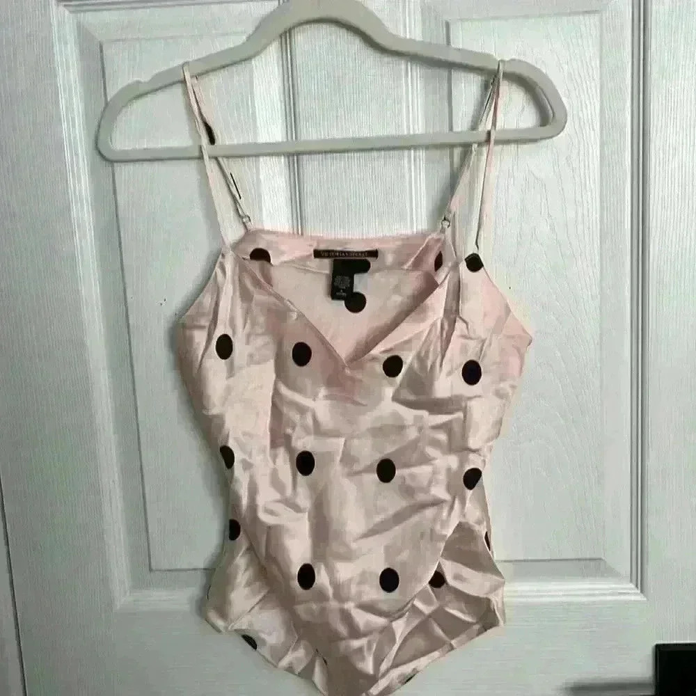 Victoria’s Secret silk cami - Picture 4 of 7